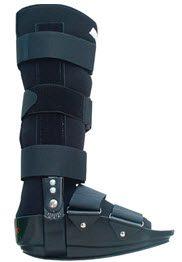 CAM Walker II Size: Medium, 4 1/4"W x 10 3/4"L, Mens 8-10, Womens 10-12