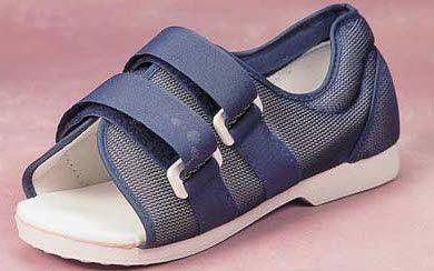Medical Surgical Shoe Mens Small