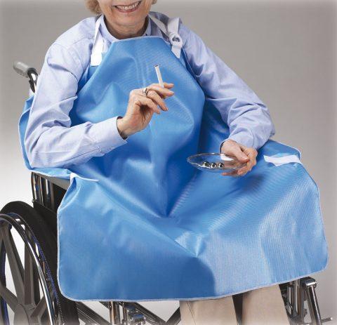 Geri-Chair Smokers Apron Blue 32"x30"